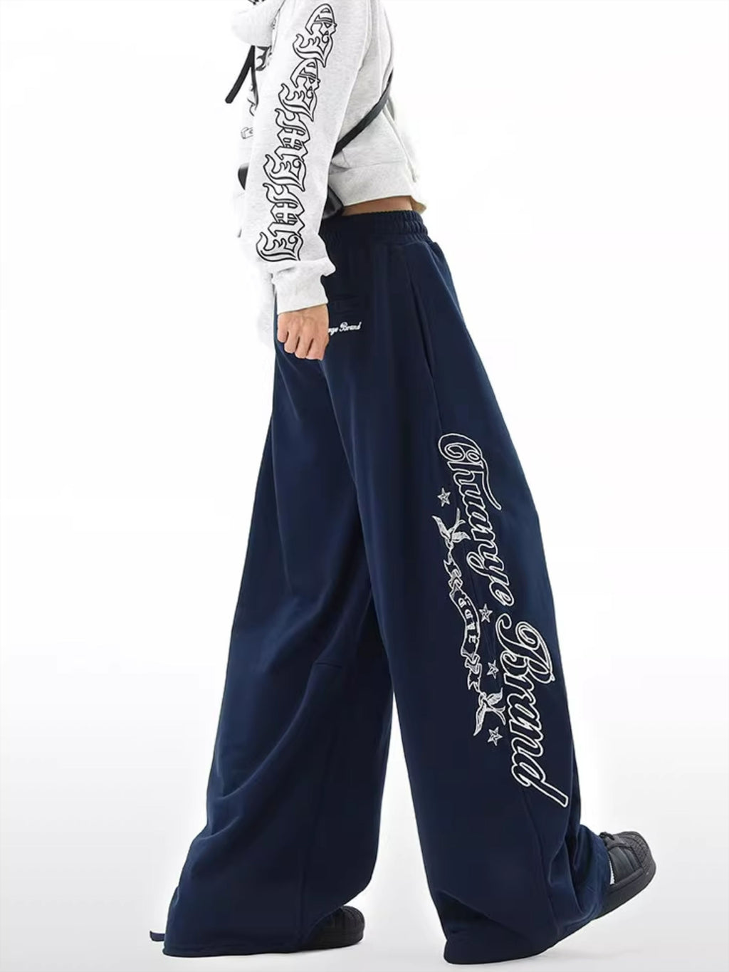 Letter Embroidered Scimitar Sweatpants Elastic Waist Wide-leg Pants